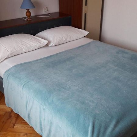 Apartment Miki Zara Esterno foto