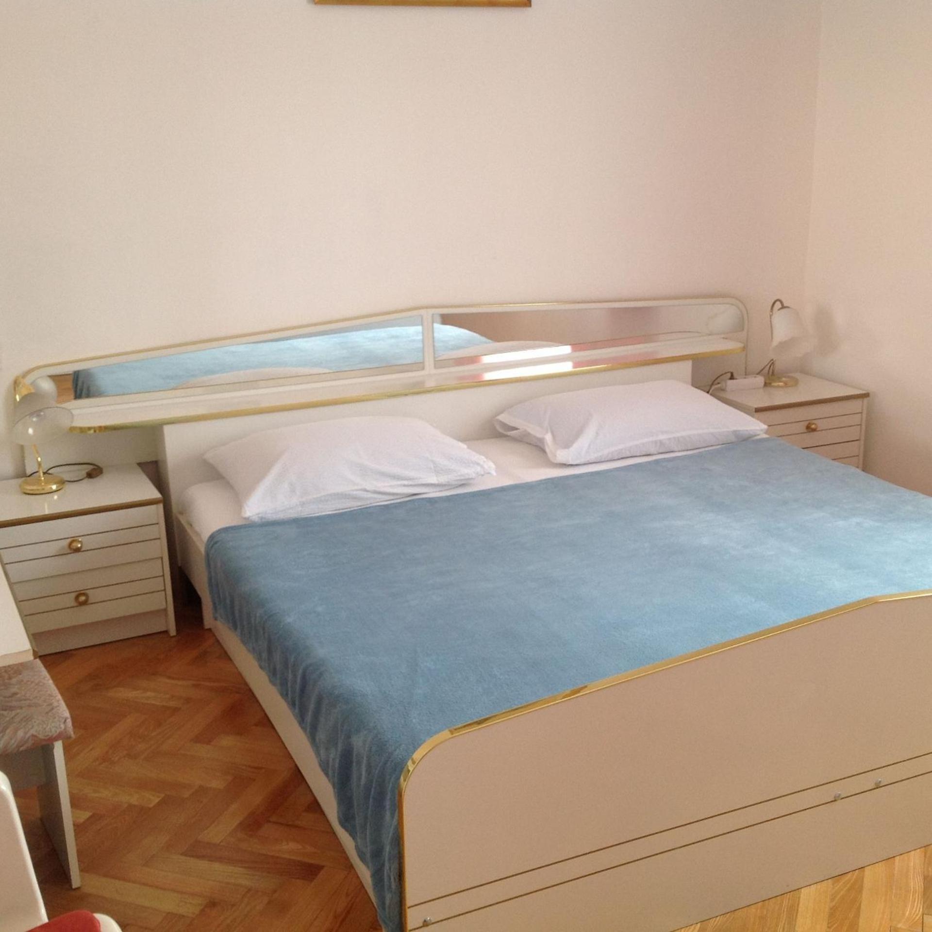 Apartment Miki Zara Esterno foto