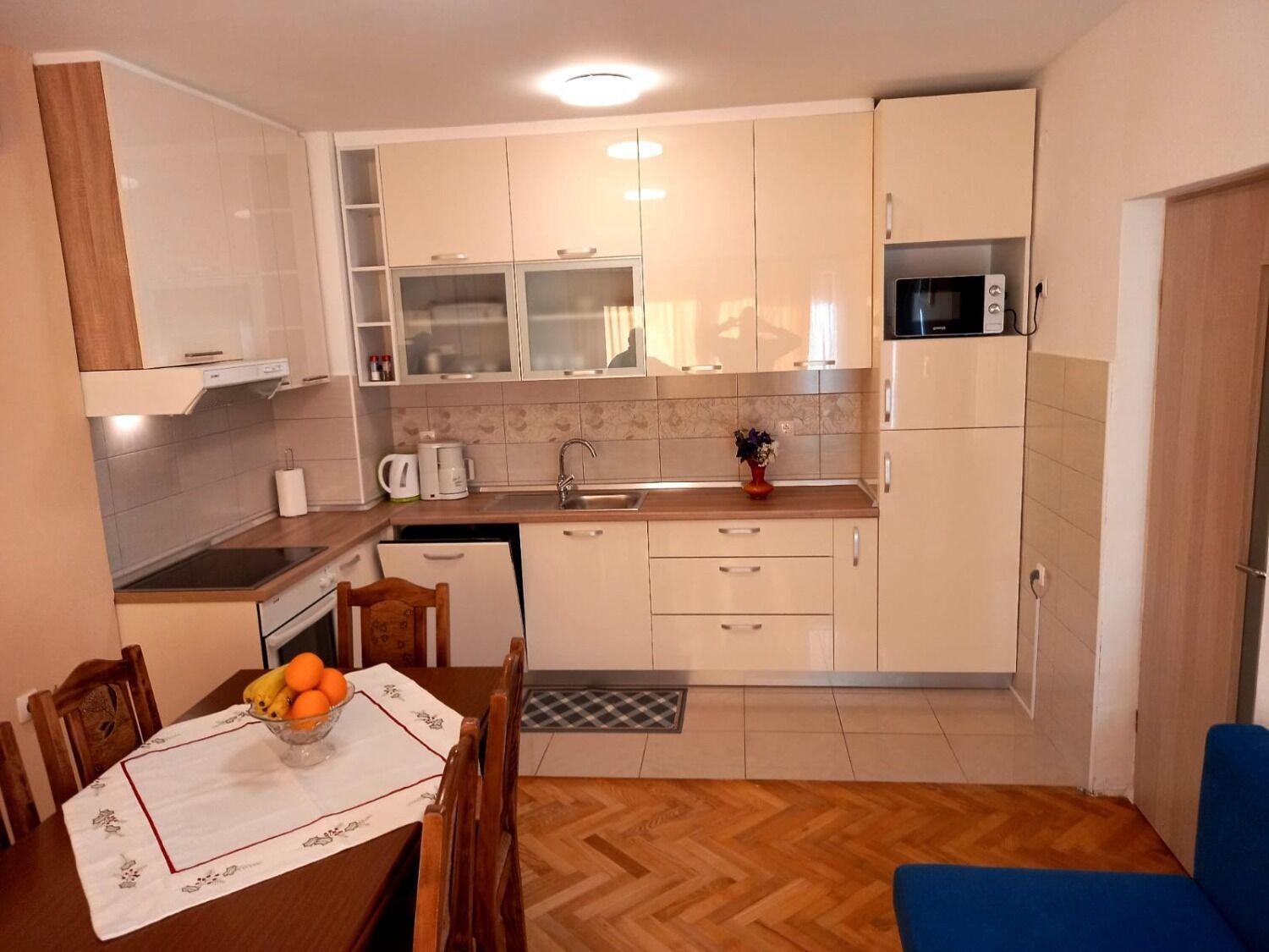 Apartment Miki Zara Esterno foto